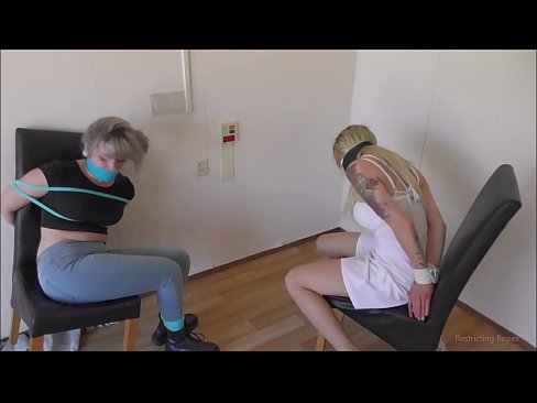 ❤️ Viciado / amarrado e amordaçado / donzela em apuros ❤ Sexo em nós pt-br.pornoklinge.ru